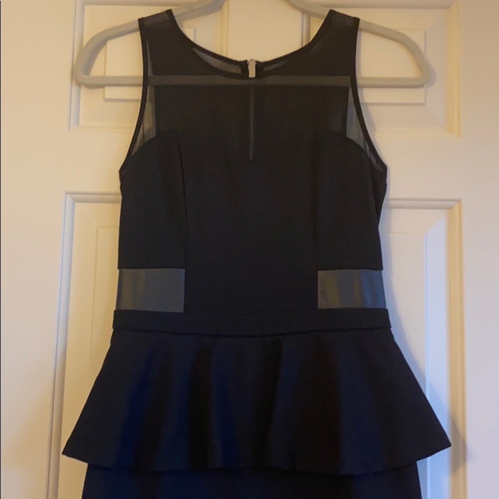 LBD - Picture 3 of 8